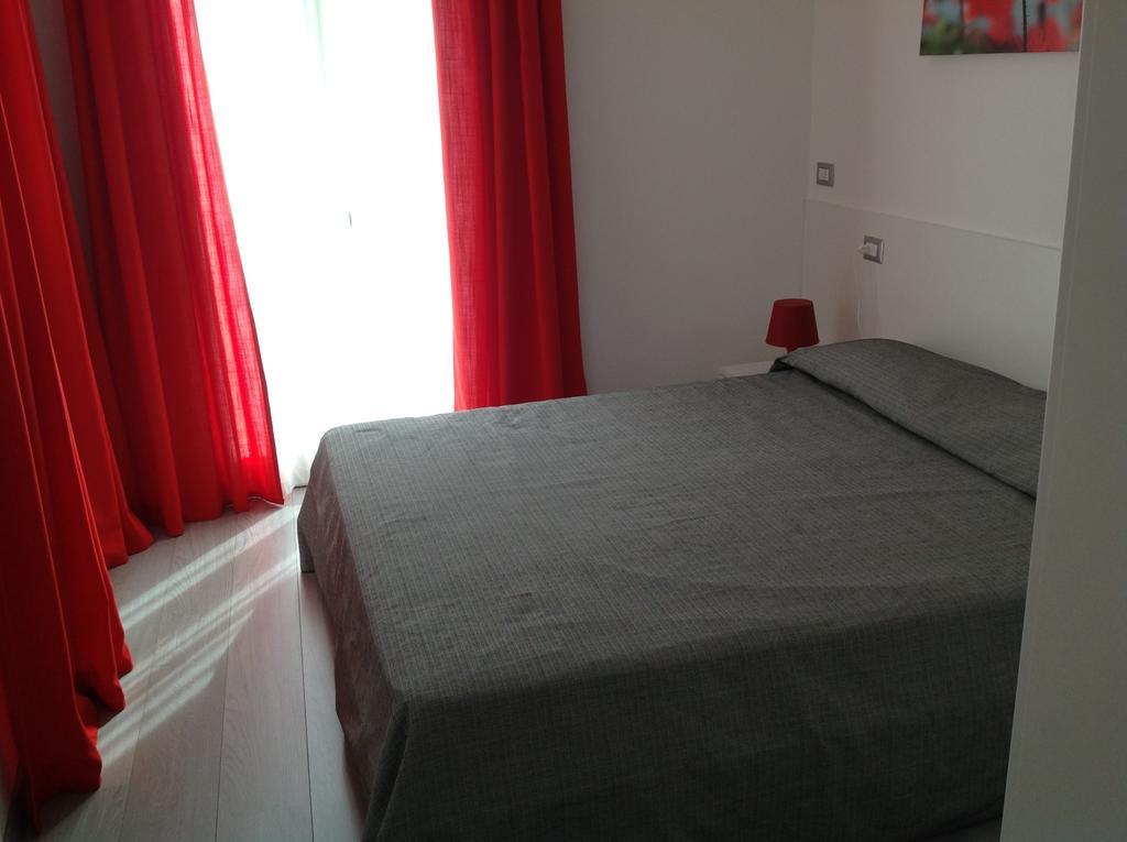 Appartamenti Villa Padania Malcesine Ruang foto